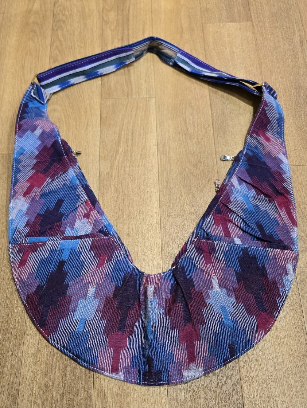 Sash Multicolor Blue & Purple Pattern Crossbody Shoulder Bag